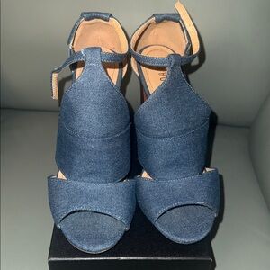 Rouge Helium Denim Blue and Brown Heels